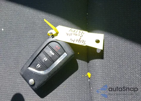 2021 Toyota Corolla Le z USA, uszkodzony, nr VIN 5YFEPMAE0MP211696